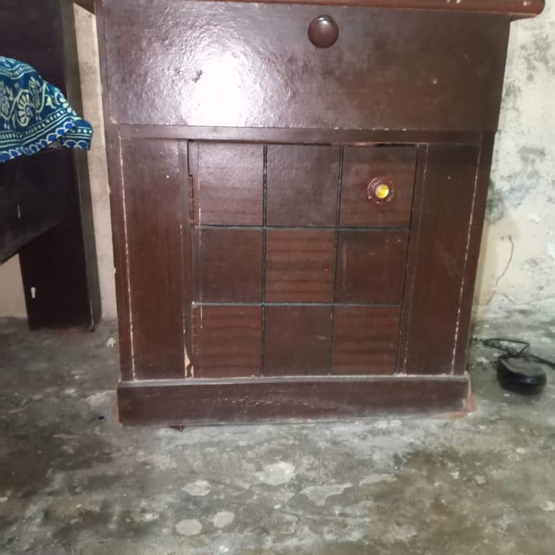Bed and Side Table 4