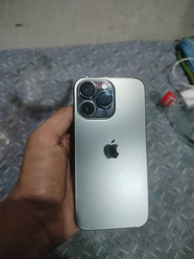 Apple iPhone 13 Pro