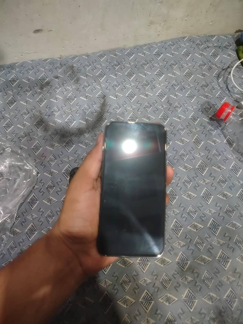 Apple iPhone 13 Pro 1
