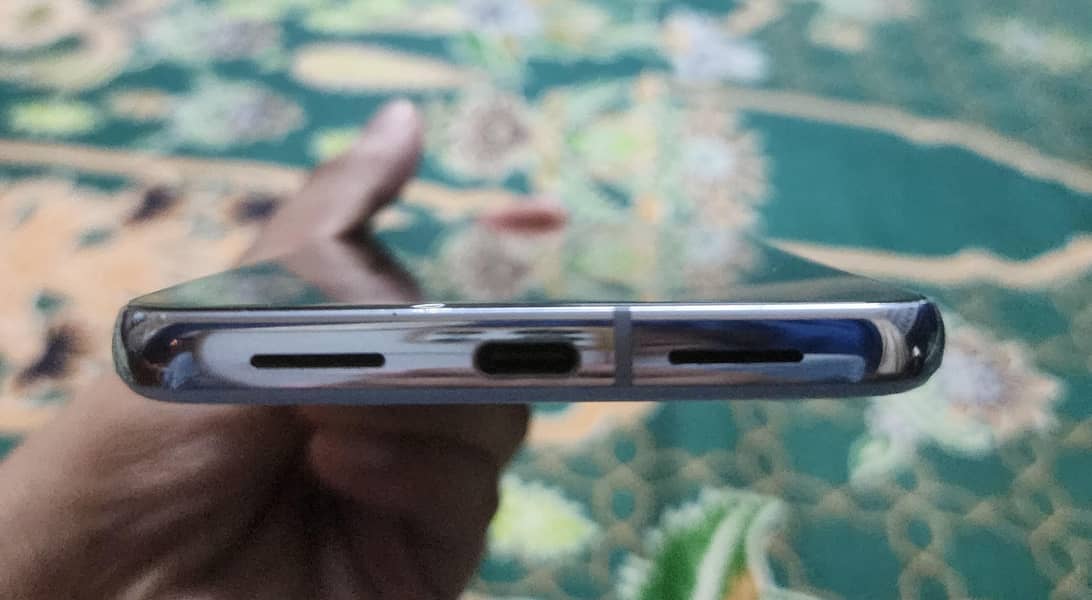 Google Pixel 8 Pro 3