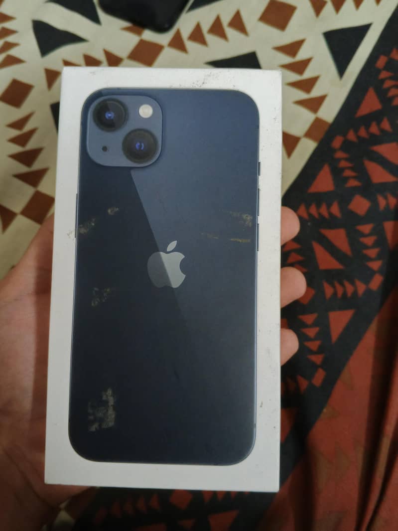 Apple iPhone 13 2