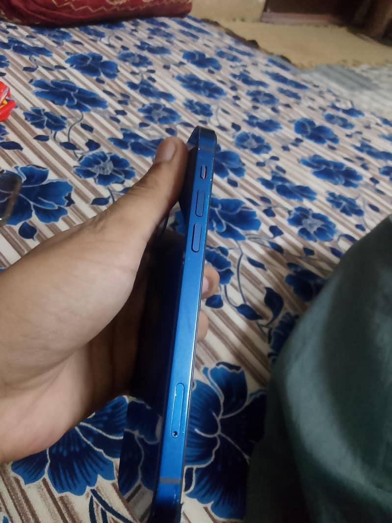 Apple iPhone 12 mini 5