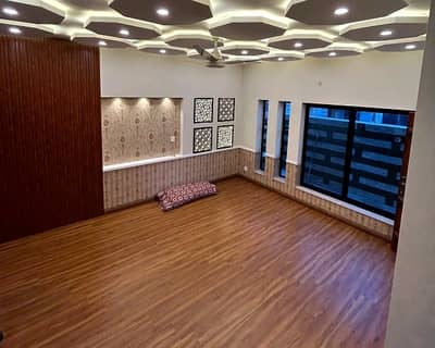 In G-9/4 House Sized 3200 Square Feet For sale