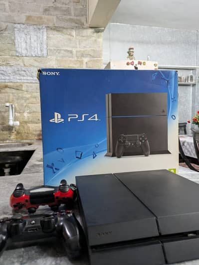 Playstation 4 (With Box)used Like NEW 500GB