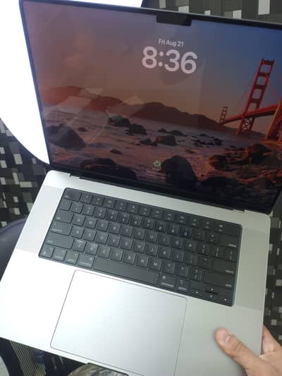 MACBOOK PRO M2 2023 16 INCH 16GB RAM 512GB  12 CPU 19 GPU 98 HLT 87 CC