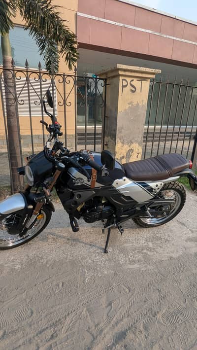 lifan kpm 200