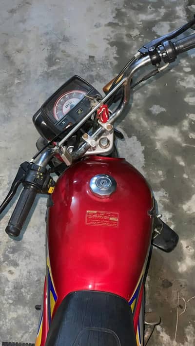 HONDA CD70
