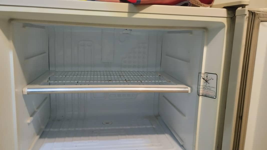dawlance fridge 3