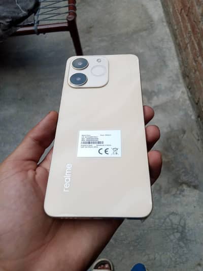 Realme Note 70 4+8/,128 ram 1.5 mahina use howa hai condition 10/10