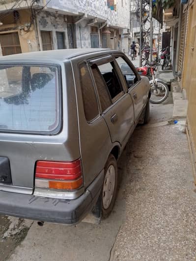 Suzuki Khyber 2000