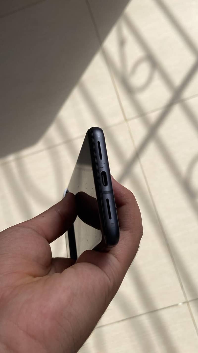 Google Pixel 8 3
