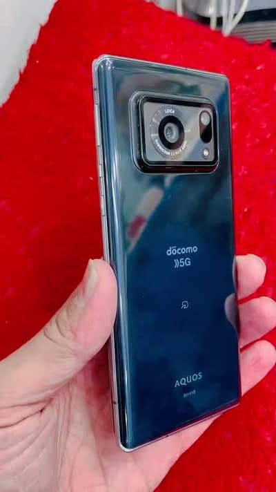 Aqua R6 docomo
