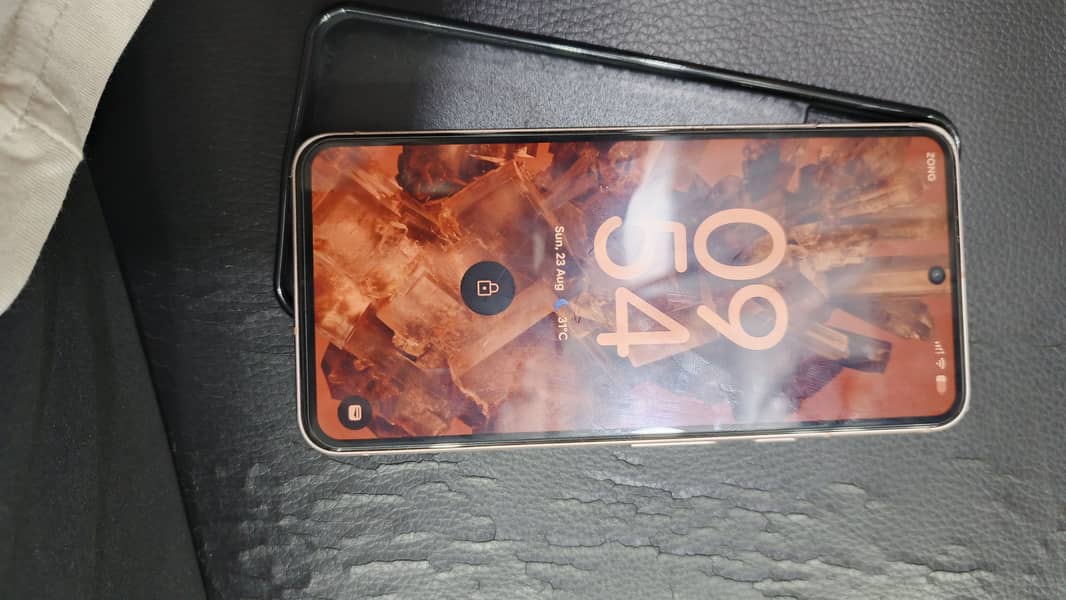 Google Pixel 8 2