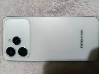 Tecno Spark 40