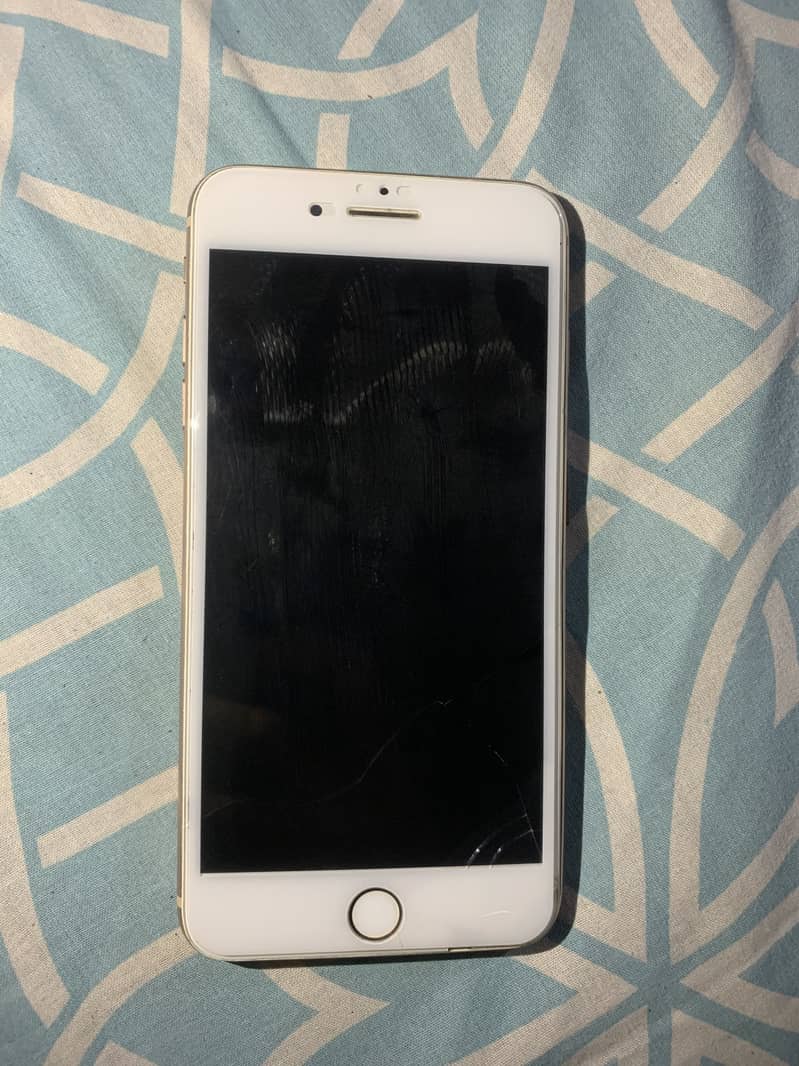 Apple iPhone 8 Plus 5
