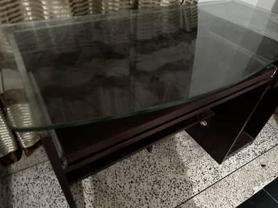 Office table