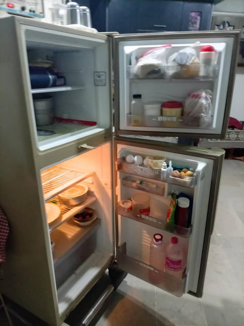 dawlance fridge 6