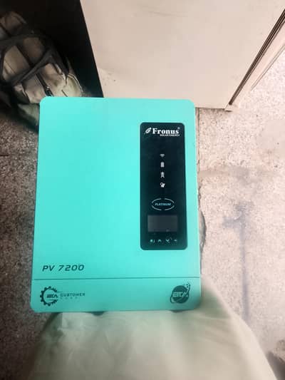 Fronus pv 7200 good condition sale for system upgrade