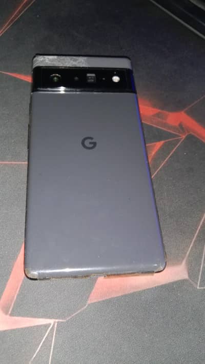Google Pixel 6 Pro minor Dot on panel and cornor damage from back