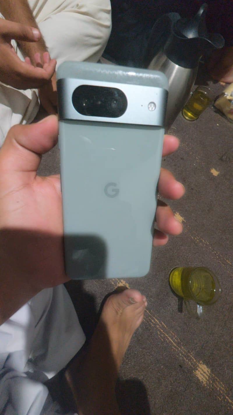 Google Pixel 8 1
