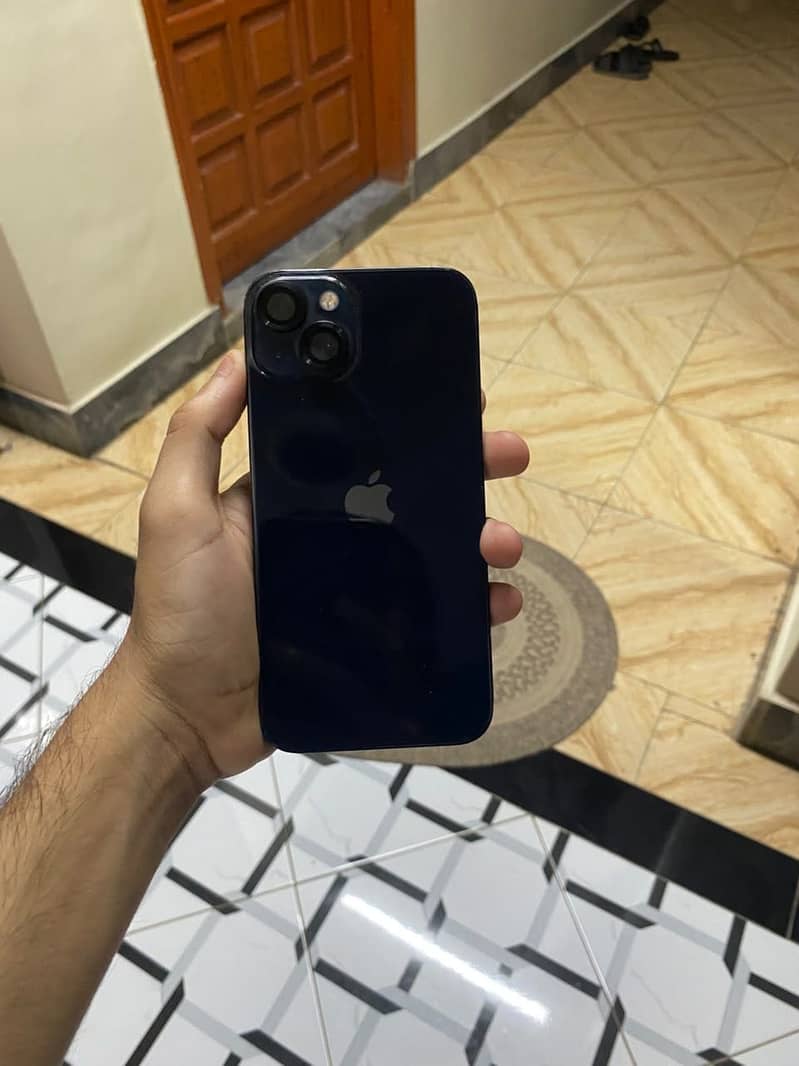 Apple iPhone 13 3