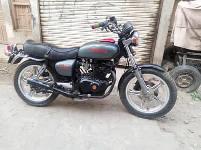 Honda 400Cc  0301 6549357