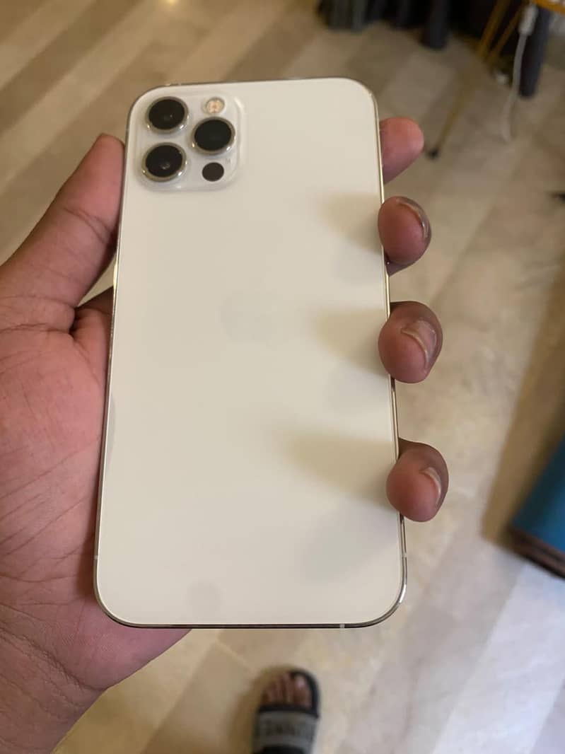 Apple iPhone 12 Pro 0