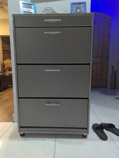 Shoe Rack - 3 sliding portion & 1 drawer