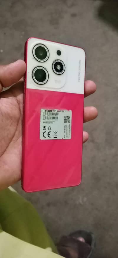 Tecno Spark 10 Pro 8+8/256 full box charger