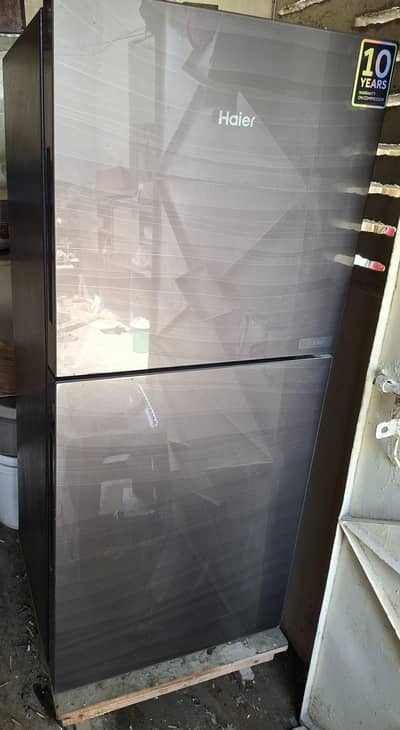 10/10 Small size Haier glass door grey color E-star for sale