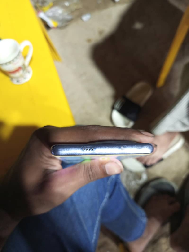 Tecno CAMON 30S 3