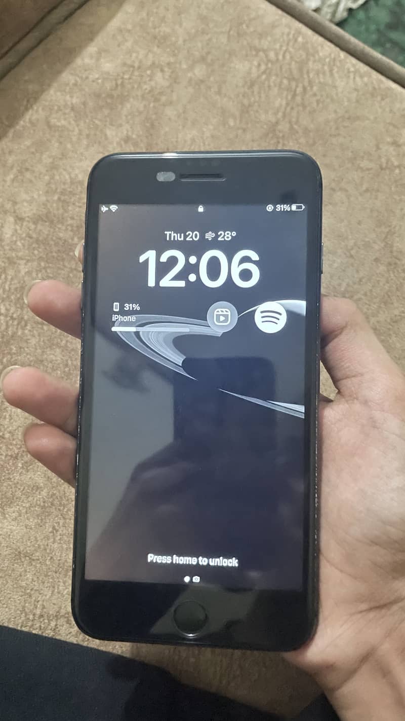 iphone 8 plus 2