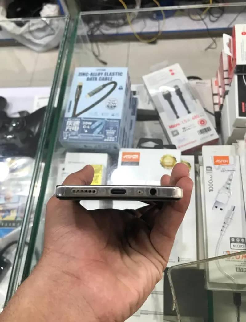 Tecno CAMON 30 5
