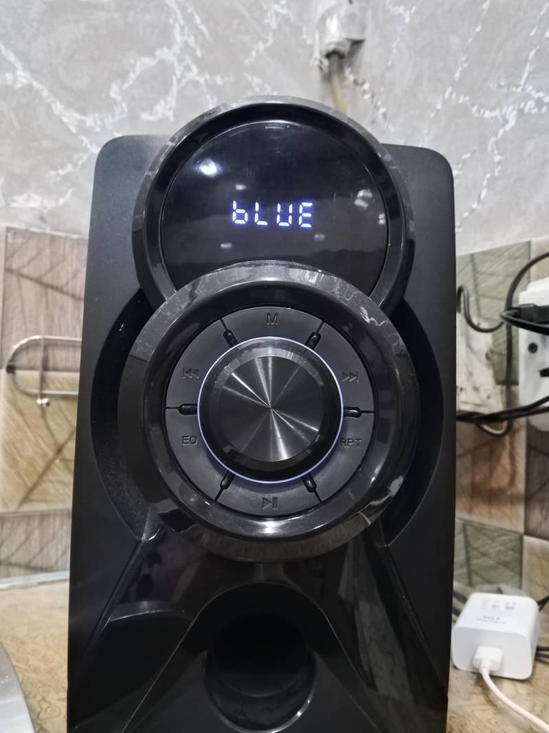 Mega 100 0