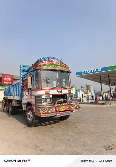 HINO 7OD Truck 10 wheeler
