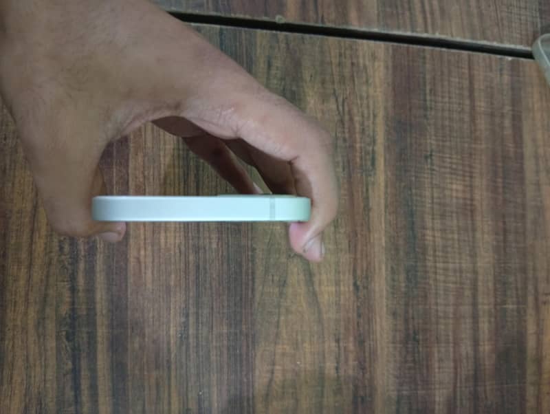 Apple iPhone 12 2
