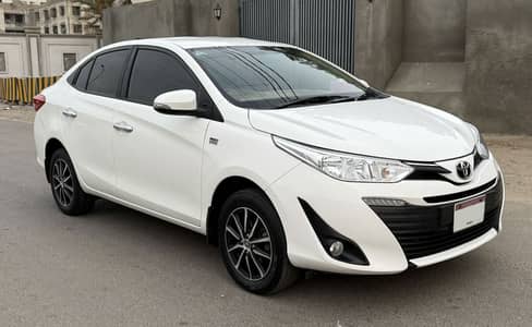 Toyota Yaris 2022 1.5 top of the line btr than city swift