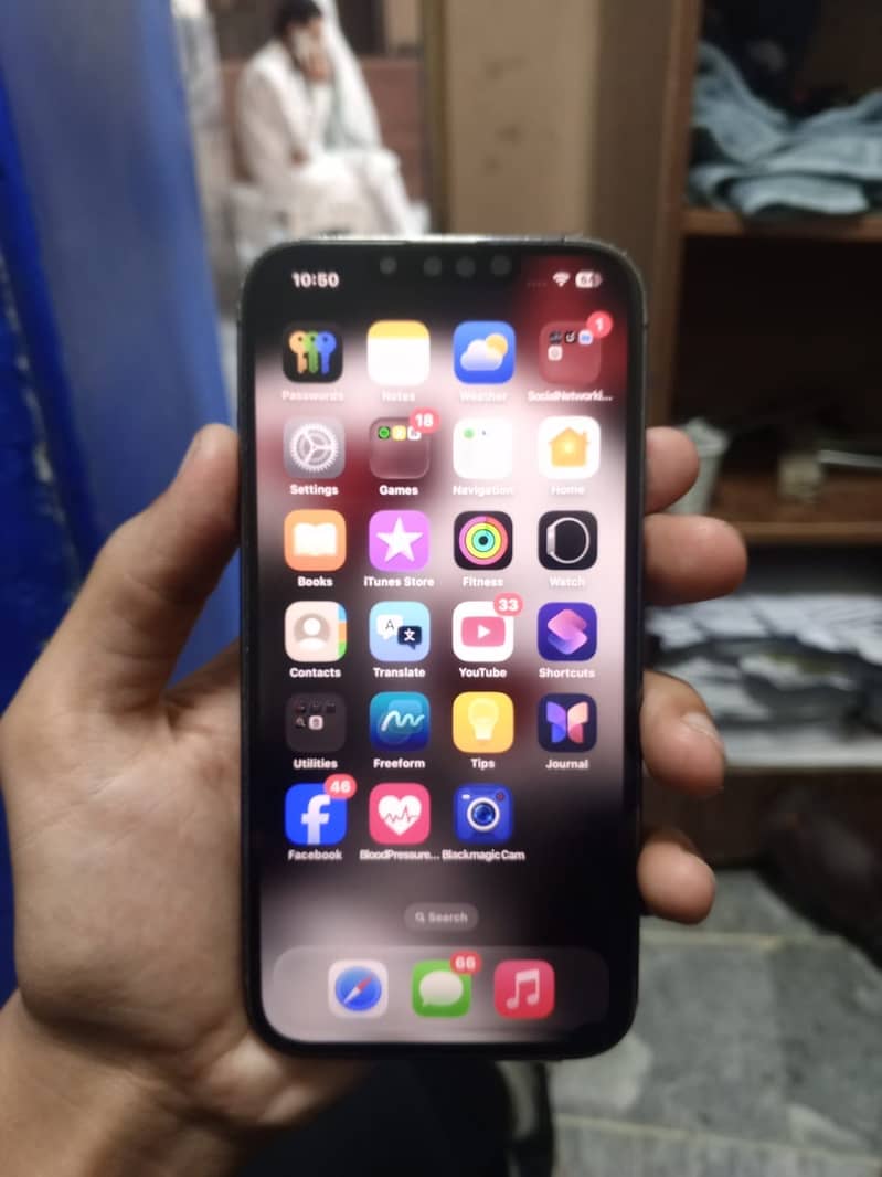 Apple iPhone 13 Pro 6