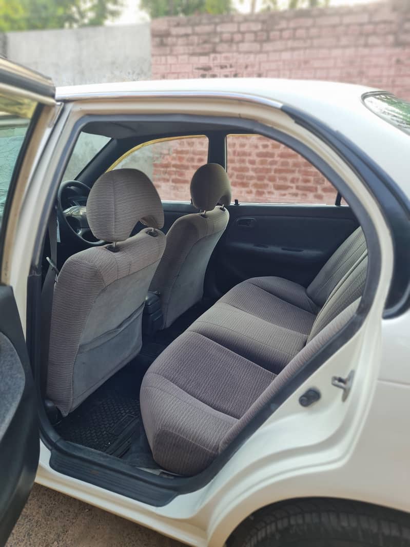 Toyota Corolla 2000 Automatic 8