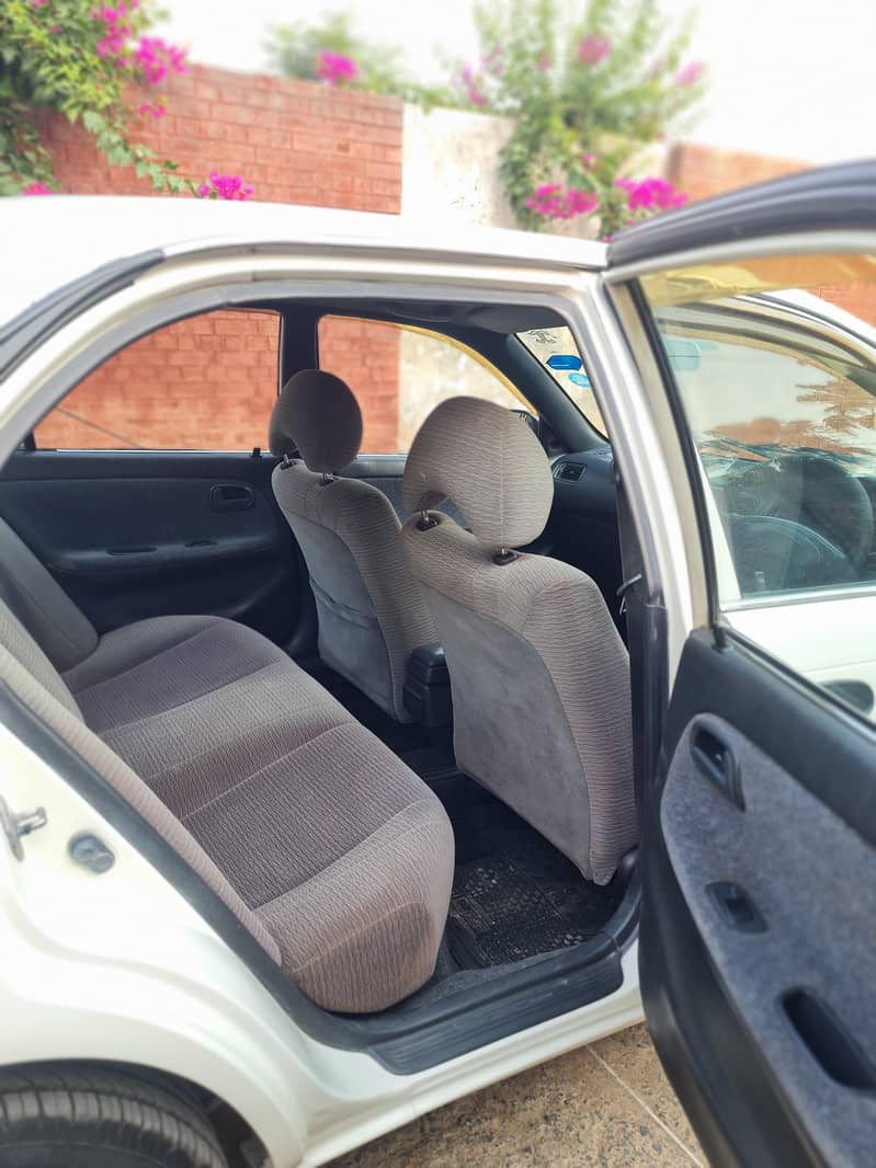 Toyota Corolla 2000 Automatic 9