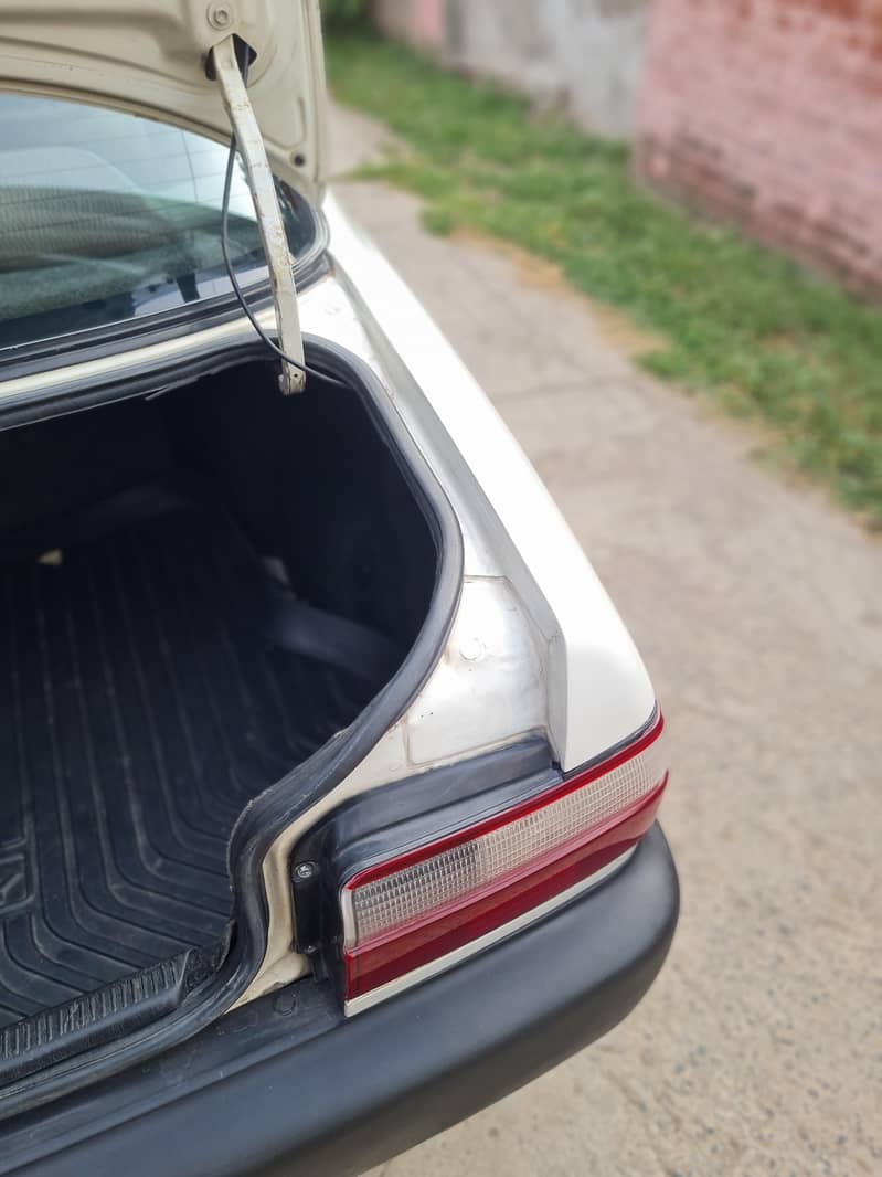 Toyota Corolla 2000 Automatic 17