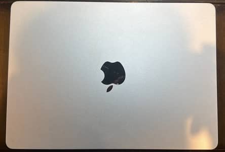 Apple MacBook Air 13" M4 (16GB RAM / 256GB SSD) - 99% Battery Health