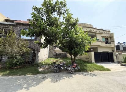 8 Marla Park-Facing Plot A Block