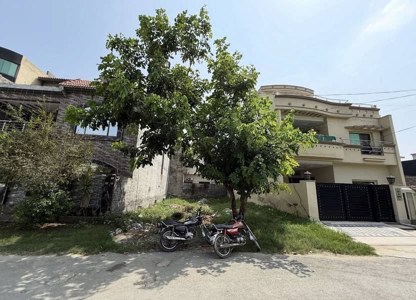 8 Marla Park-Facing Plot A Block 2