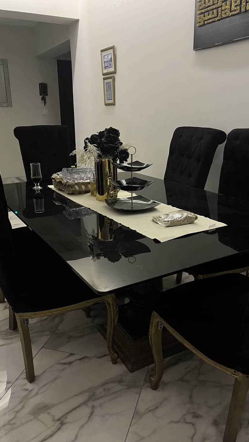 Dining Table 6 seater 0