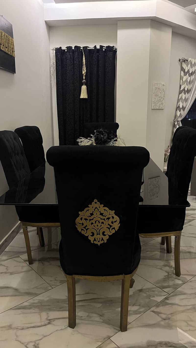 Dining Table 6 seater 1