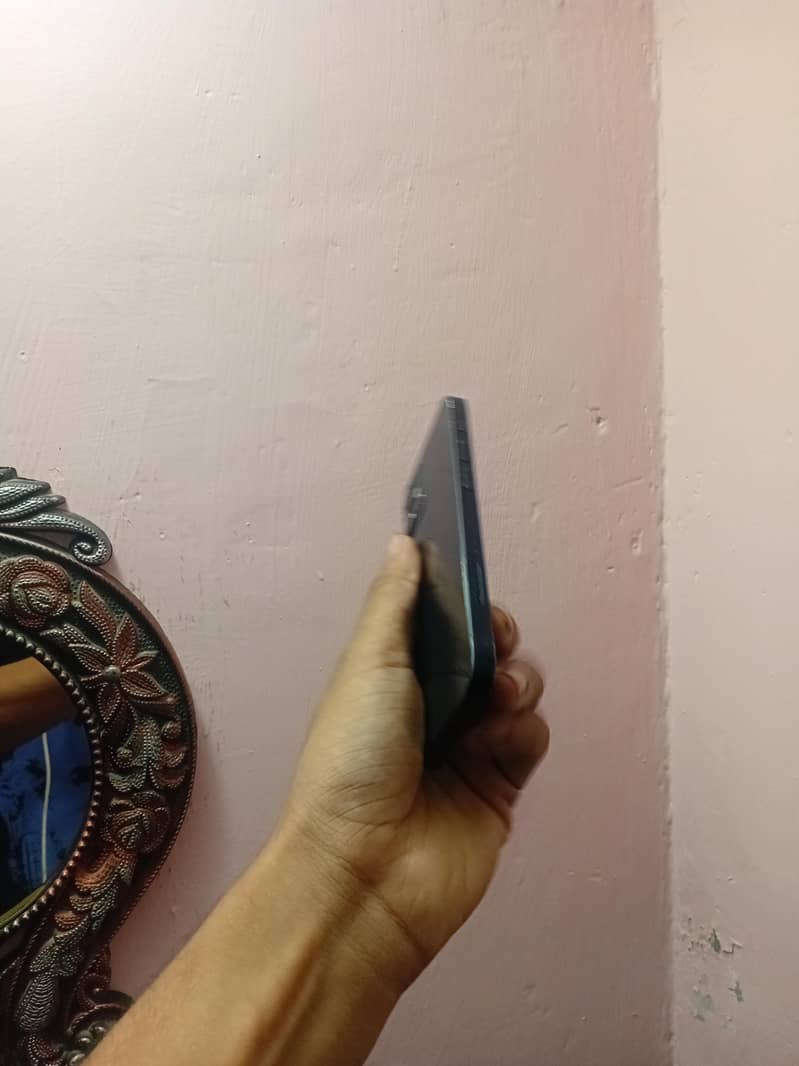 Apple iPhone 12 mini 2
