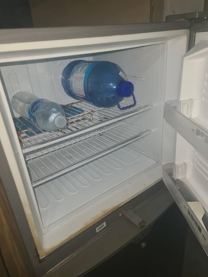 refrigerator 3