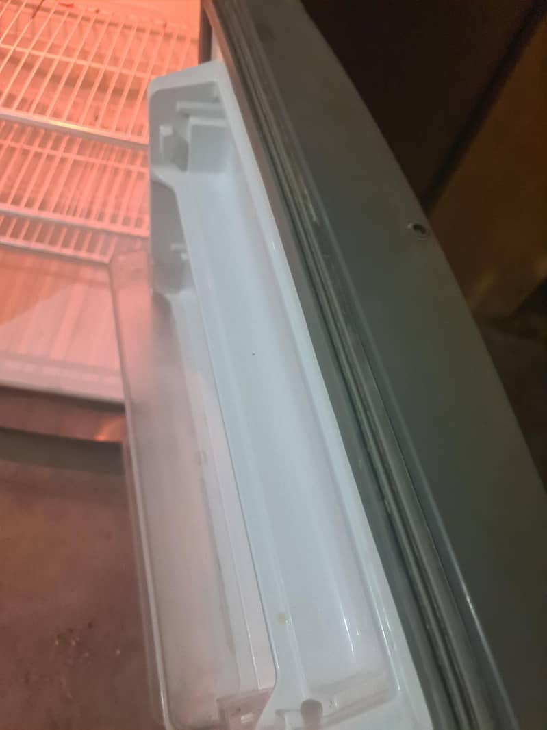 refrigerator 9