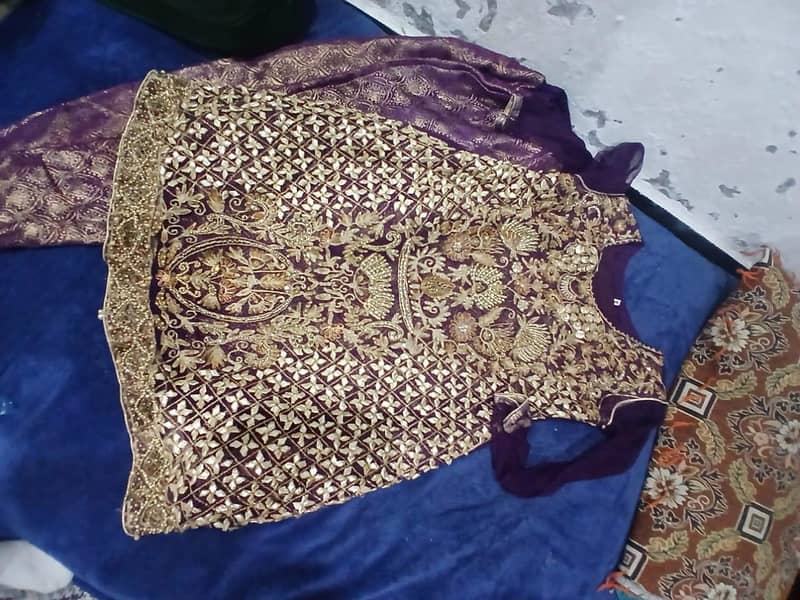 FROCK 0